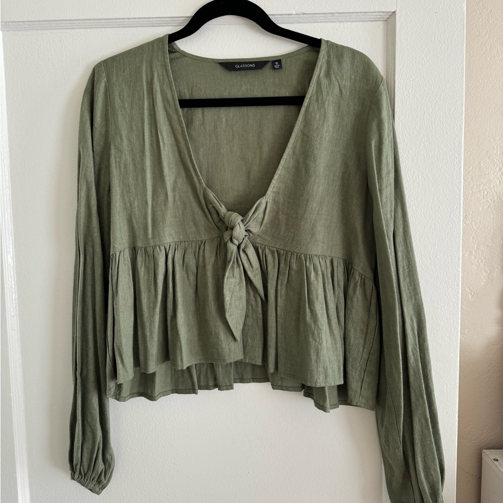 Olive green long sleeve, so cute!